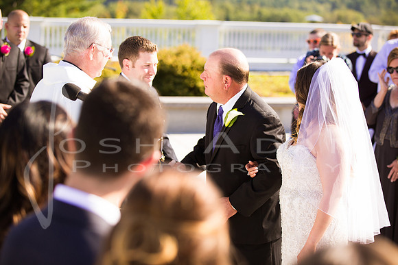 Cassandra and Josh Wedded-997