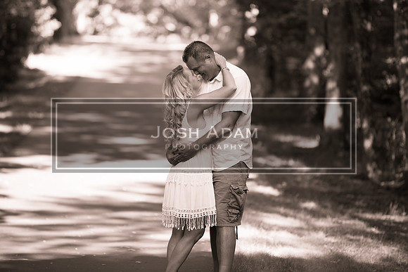 Mike and Renee Engaged 2016-16-2
